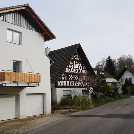 Apartment Haus Redi