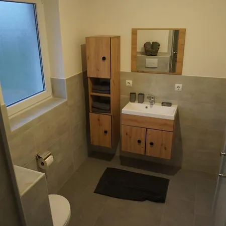 Apartment Haus Redi *