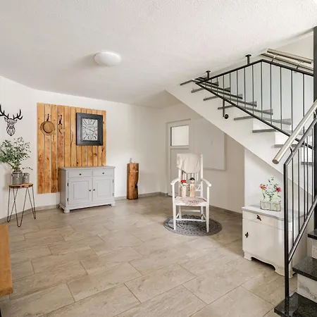 Apartment Haus Redi *